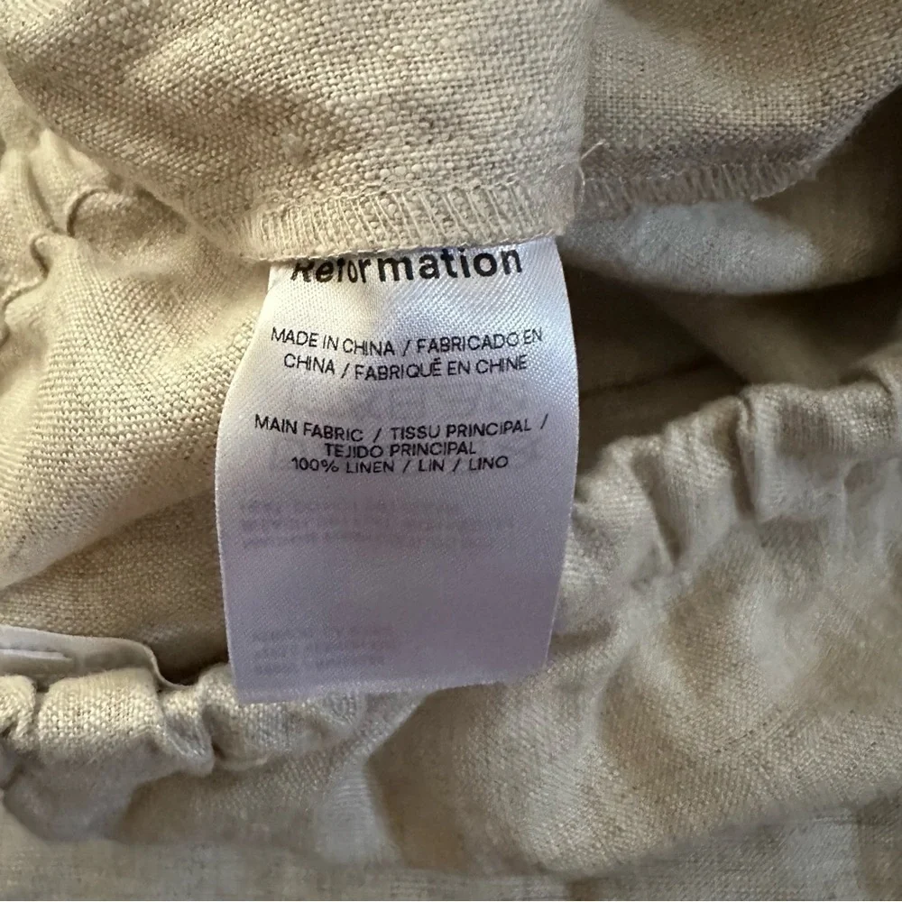 Reformation Tan elastic waist straight cut size medium 100% linen causal